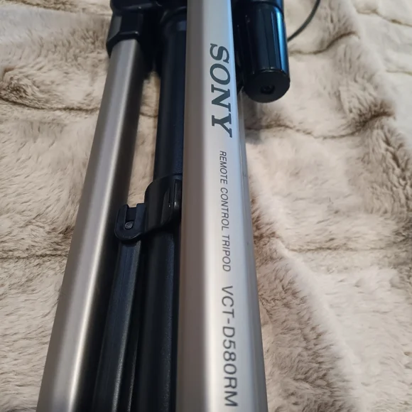 🔥SONY VCT-D580RM Remote Control Camera / Camcorder Tripod LANC cable type🔥